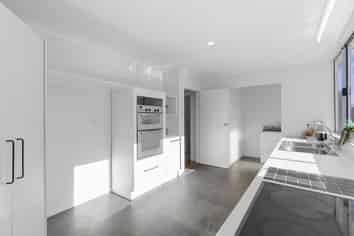 18 Miro Street, Trentham