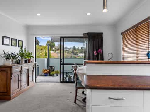 25 Matawha Way, Brookfield