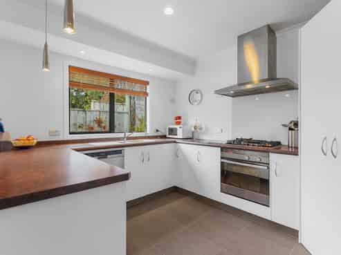 25 Matawha Way, Brookfield