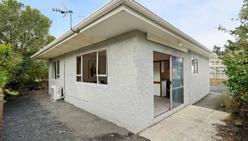 B/352 Pine Hill Road, Liberton