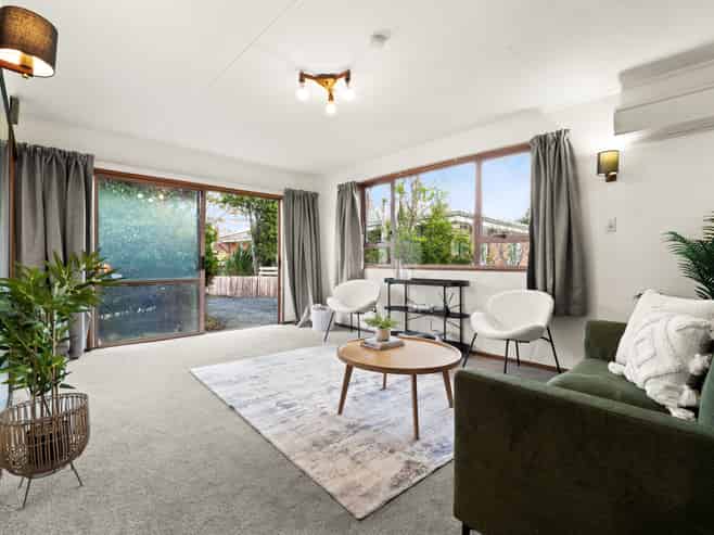 B/352 Pine Hill Road, Liberton