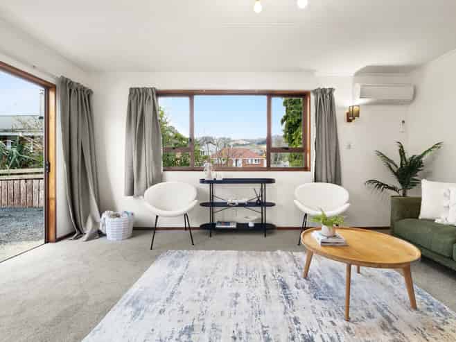 B/352 Pine Hill Road, Liberton