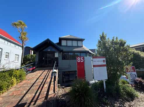 Standalone Office in Grafton