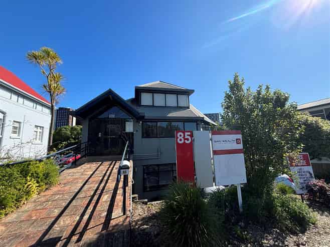 Standalone Office in Grafton