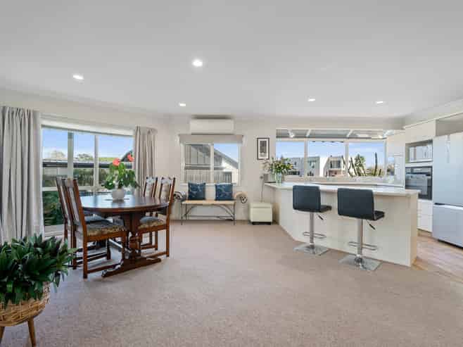 70 Rangatira Road, Cambridge