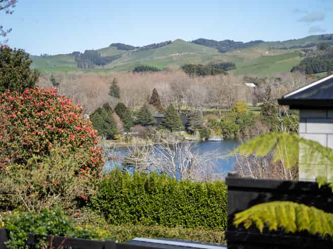 70 Rangatira Road, Cambridge