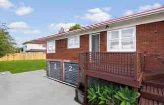 2/4 Roseburn Place, Pakuranga