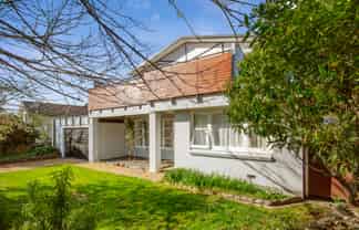 50 Oregon Drive, Maoribank
