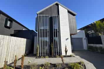 2/311 Horsham Downs Road, Rototuna