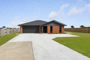 26 Chute Street, Normanby