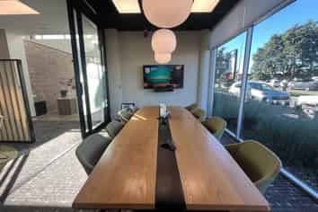 HIGH-PROFILE GF MANUKAU OFFICE
