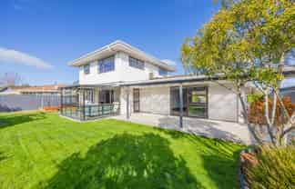 48 Spriggs Crescent, Greenmeadows