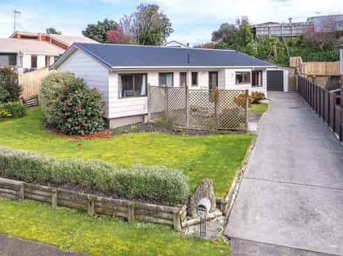 37 Bens Place, Springvale