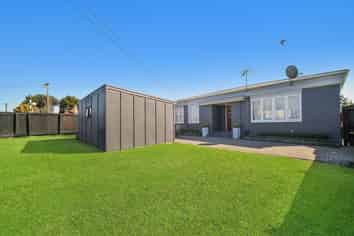 240 St George Street, Papatoetoe
