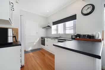 240 St George Street, Papatoetoe