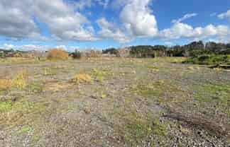 AFFORDABLE YARD WITH PRIME LOCATION
