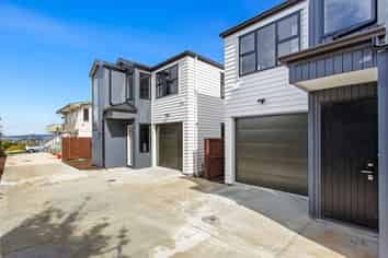 165 Waimumu Road, Massey