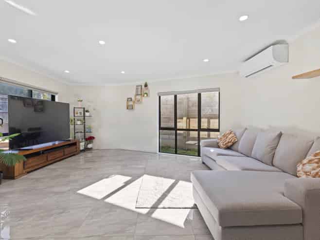 4 Hillside Road, Papatoetoe