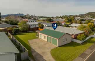 25 Whitby Avenue, Whitianga