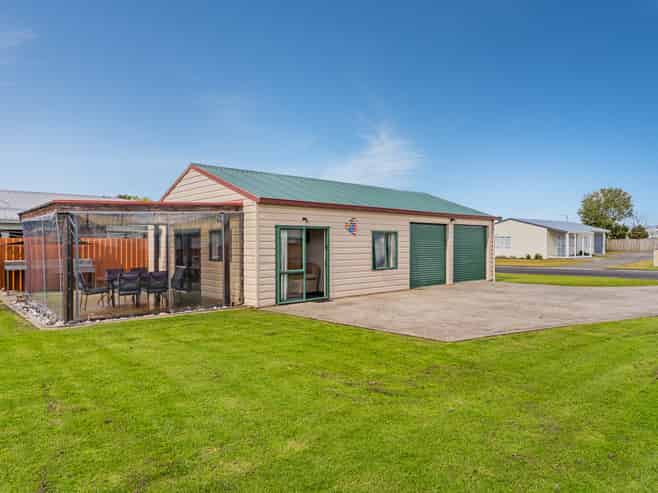 25 Whitby Avenue, Whitianga