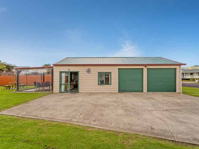 25 Whitby Avenue, Whitianga