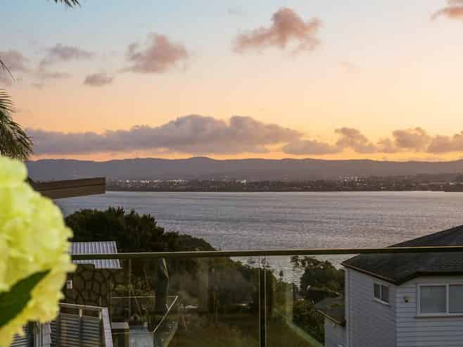 18 Mariners View Road, Beach Haven