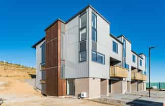 31 Cottonwood Lane, Woodridge