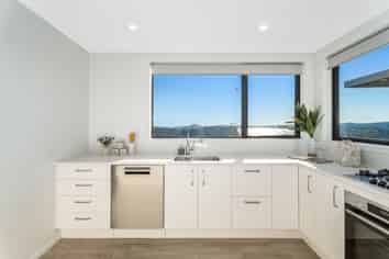 31 Cottonwood Lane, Woodridge