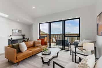 7 Stockden Place, Karori