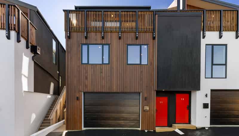 11 Stockden Place, Karori