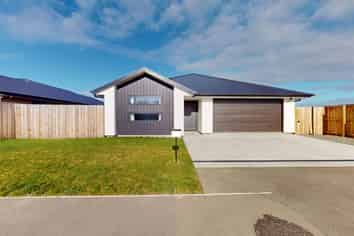 142 Trevors Road, Elgin