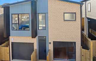 2/23 Melton Road, Mount Wellington