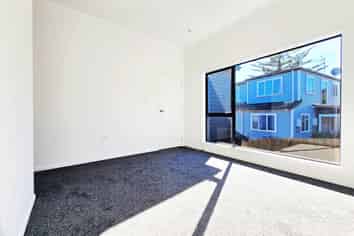 2/23 Melton Road, Mount Wellington