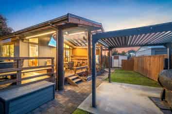 14 Station Road, Takanini