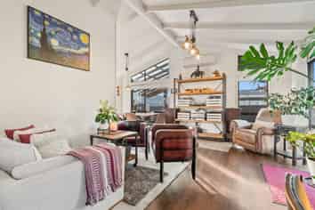 14 Station Road, Takanini