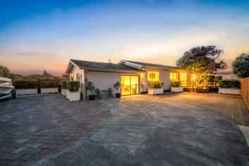 14 Station Road, Takanini