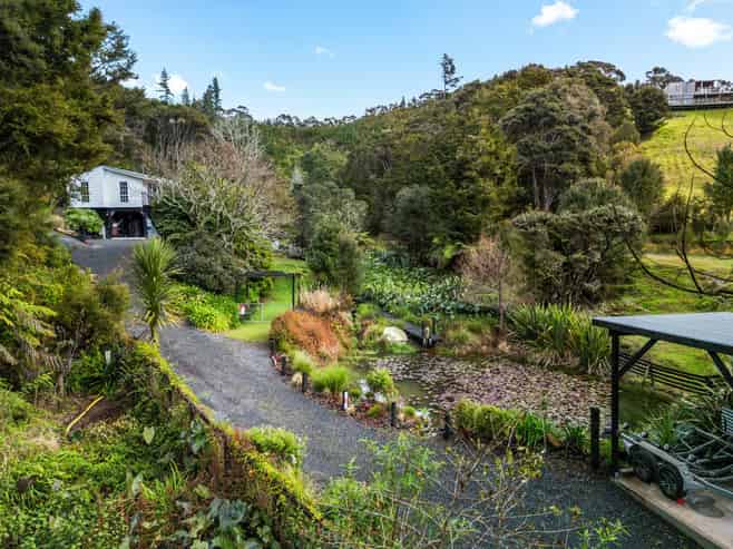 51 Rigden Road, Opua