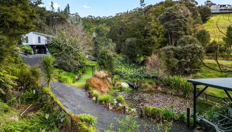 51 Rigden Road, Opua