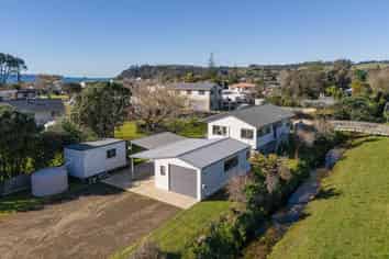 30 Captain Cook Road, Cooks Beach