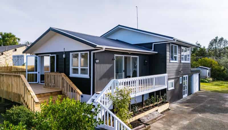 5 Montague Place, Onerahi