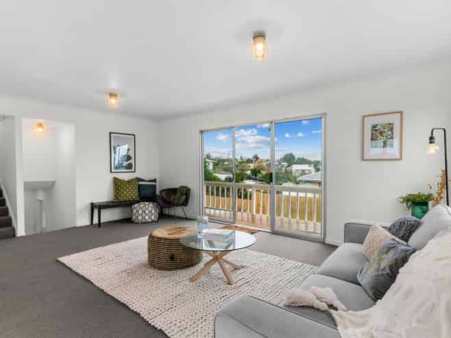 5 Montague Place, Onerahi