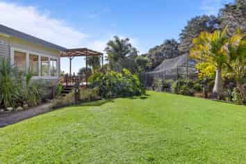 167 Simpson Road, Henderson Valley