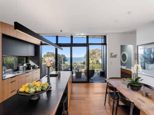 4 Waikare Road, Oneroa