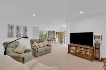 3 Sudbury Court, Rototuna North