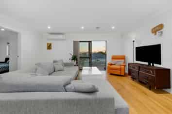 2/2 Marion Avenue, Mount Roskill