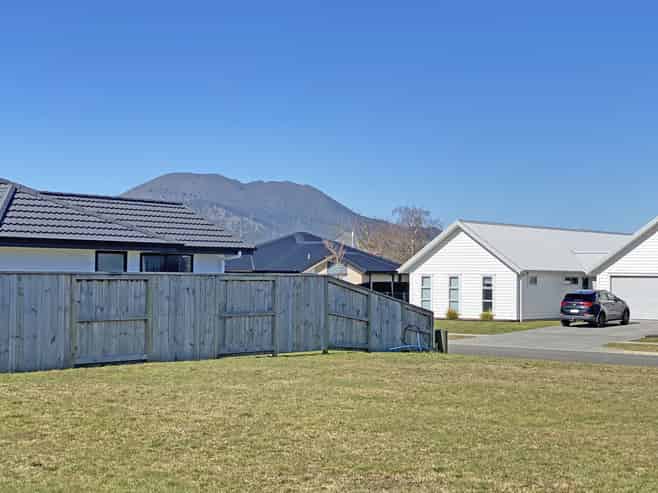 37 Huka Heights Drive, Rangatira Park