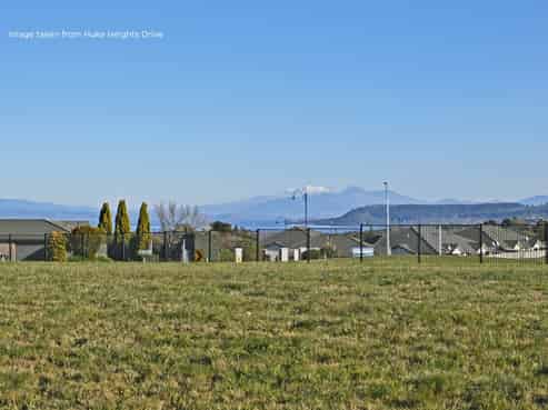 37 Huka Heights Drive, Rangatira Park
