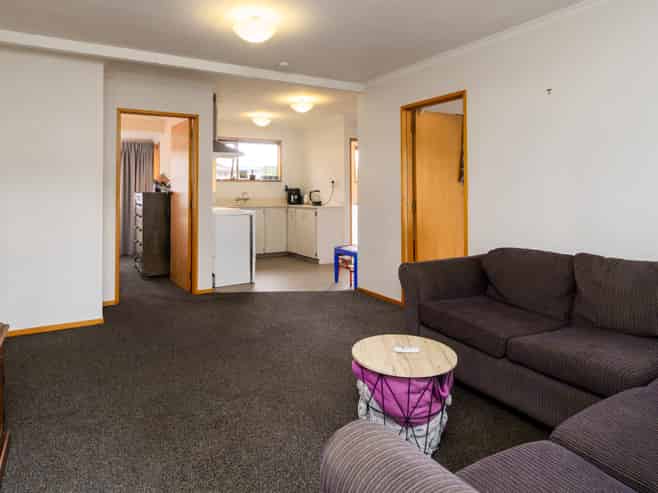 112B Tarbert, Alexandra