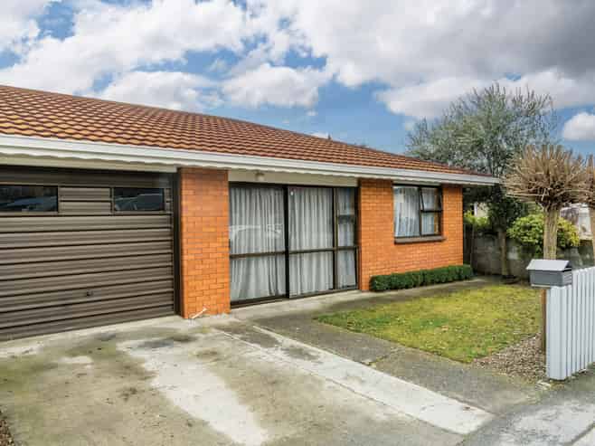 112B Tarbert, Alexandra
