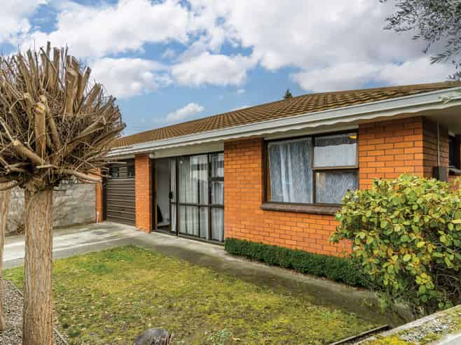 112B Tarbert, Alexandra
